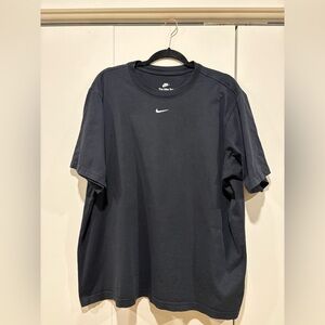 Nike Women’s Black Short Sleeve Tee